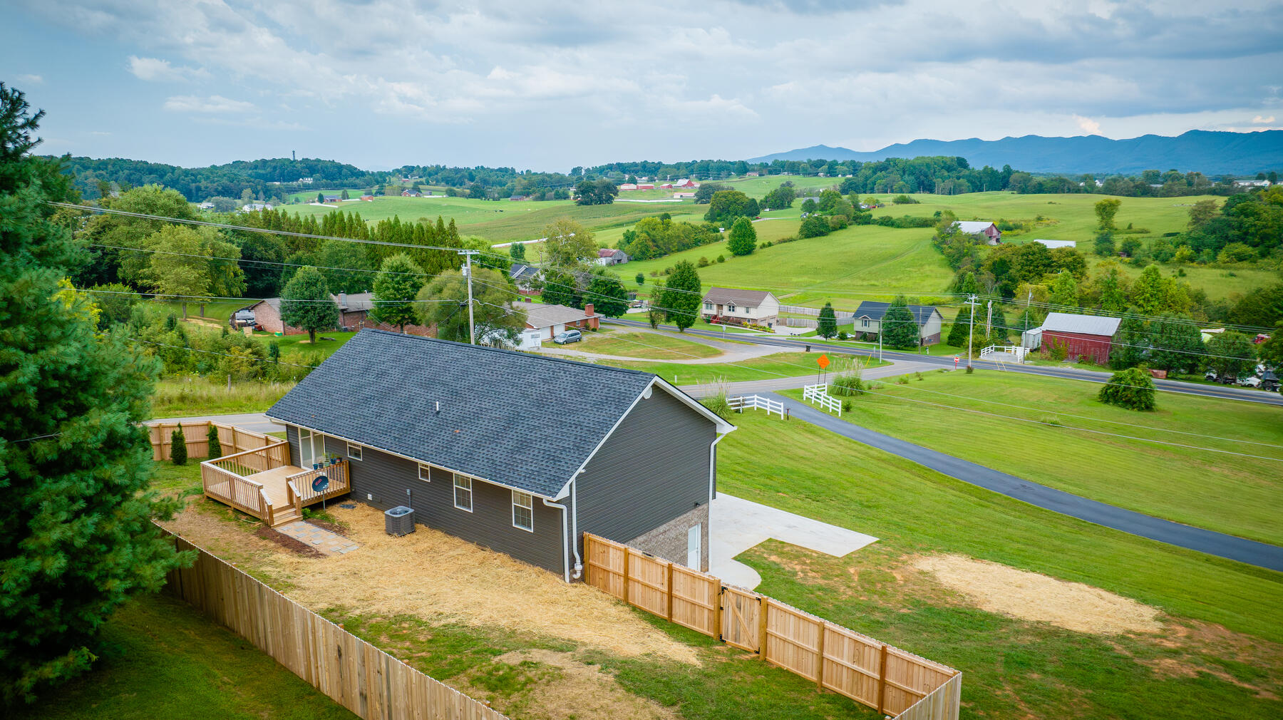 115 Charlie Hoss Road Jonesborough, TN 37659 - Photo 39 of 42 106