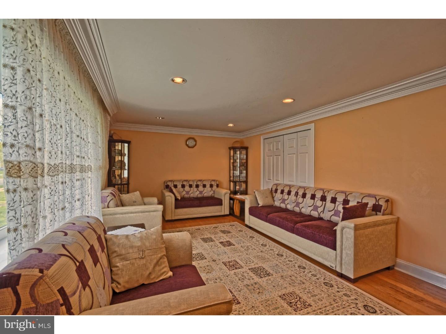 2300 Yellowstone Road Cinnaminson, NJ 08077 - Photo 3 of 20 Gallery Image 3