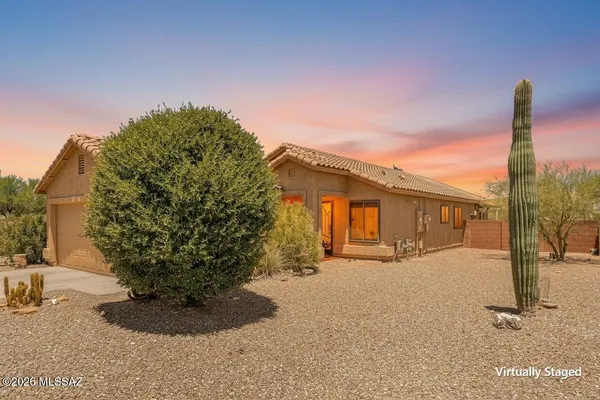 $330,000 | 744 West Echo Mesa Drive, Green Valley, AZ 85614