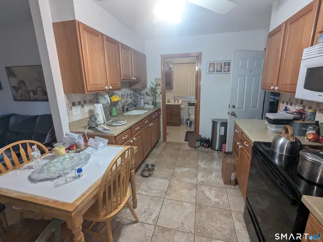 $599,900 | 14 Hansen Farm Road, North Haven, CT 06473