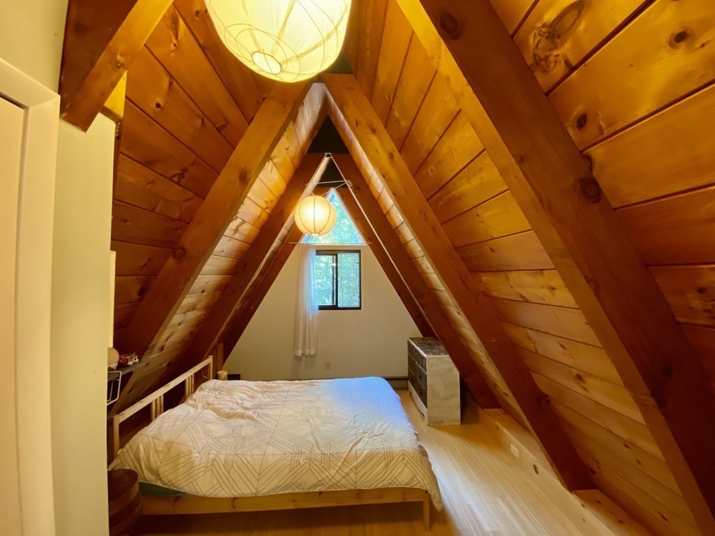 16 Morgan Circle Amherst, MA 01002 - Photo 18 of 35