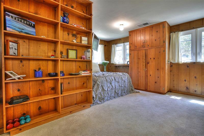 326 Canon Drive Santa Barbara, CA 93105 - Photo 8 of 16 a view of an empty room with cabinet
