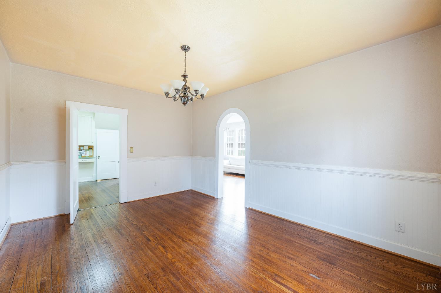 282 South Main Street Amherst, VA 24521 - Photo 11 of 57