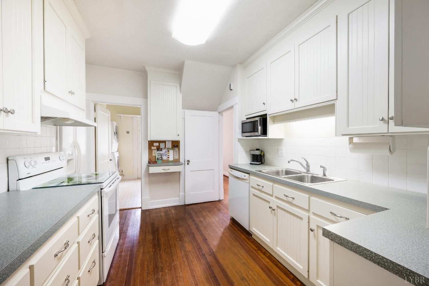 282 South Main Street Amherst, VA 24521 - Photo 12 of 57