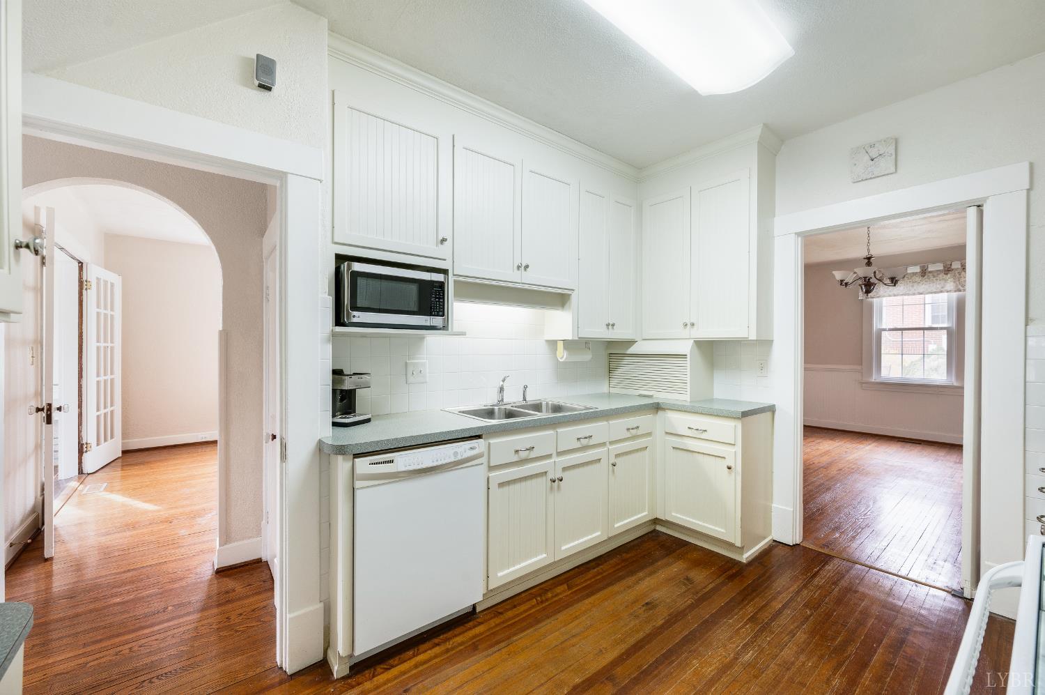 282 South Main Street Amherst, VA 24521 - Photo 14 of 57