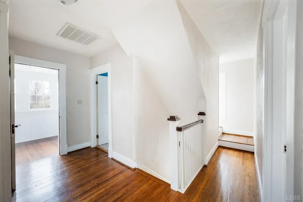 $374,900 | 282 South Main Street, Amherst, VA 24521