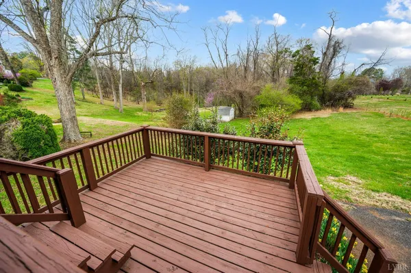 $374,900 | 282 South Main Street, Amherst, VA 24521