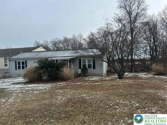 $2,000 | 1157 Blue Barn Road, Allentown, PA 18104