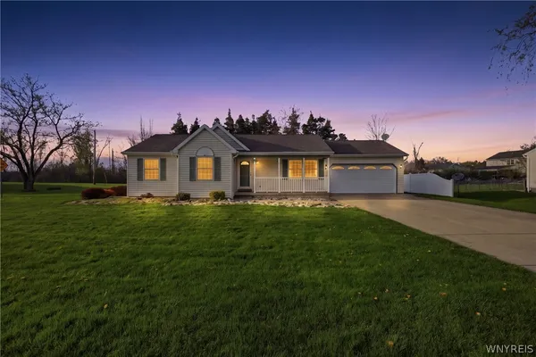 $299,000 | 5 Mark, Evans, NY 14006