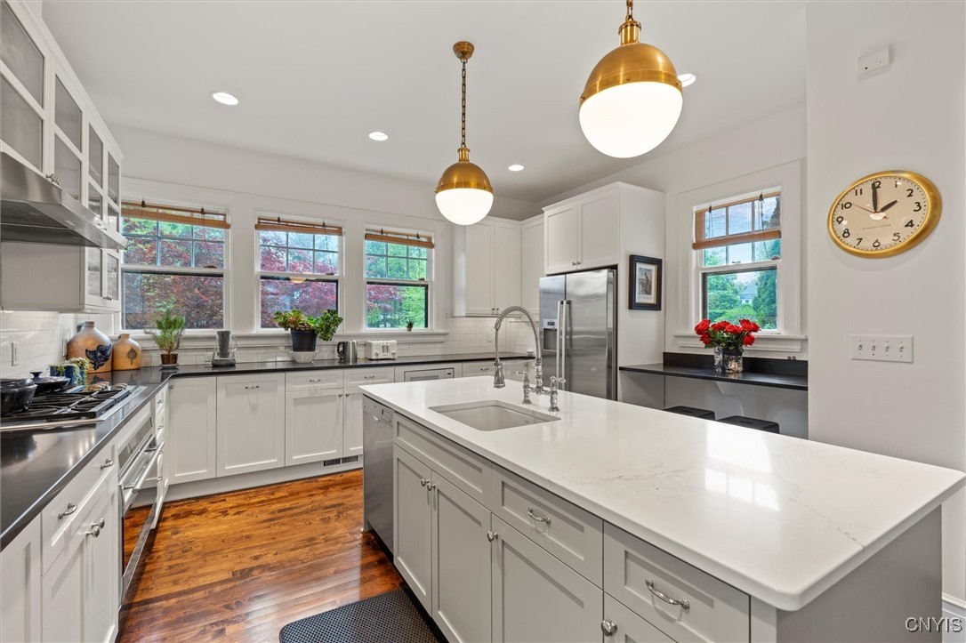 5 Brattle Road Syracuse, NY 13203 - Photo 21 of 50