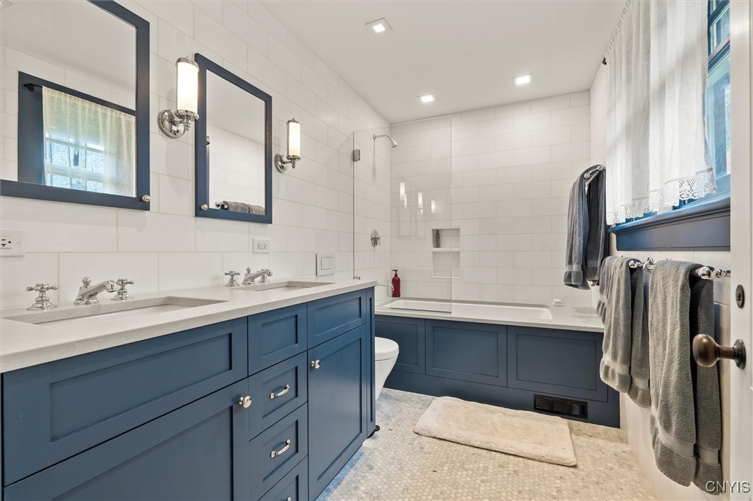 5 Brattle Road Syracuse, NY 13203 - Photo 47 of 50