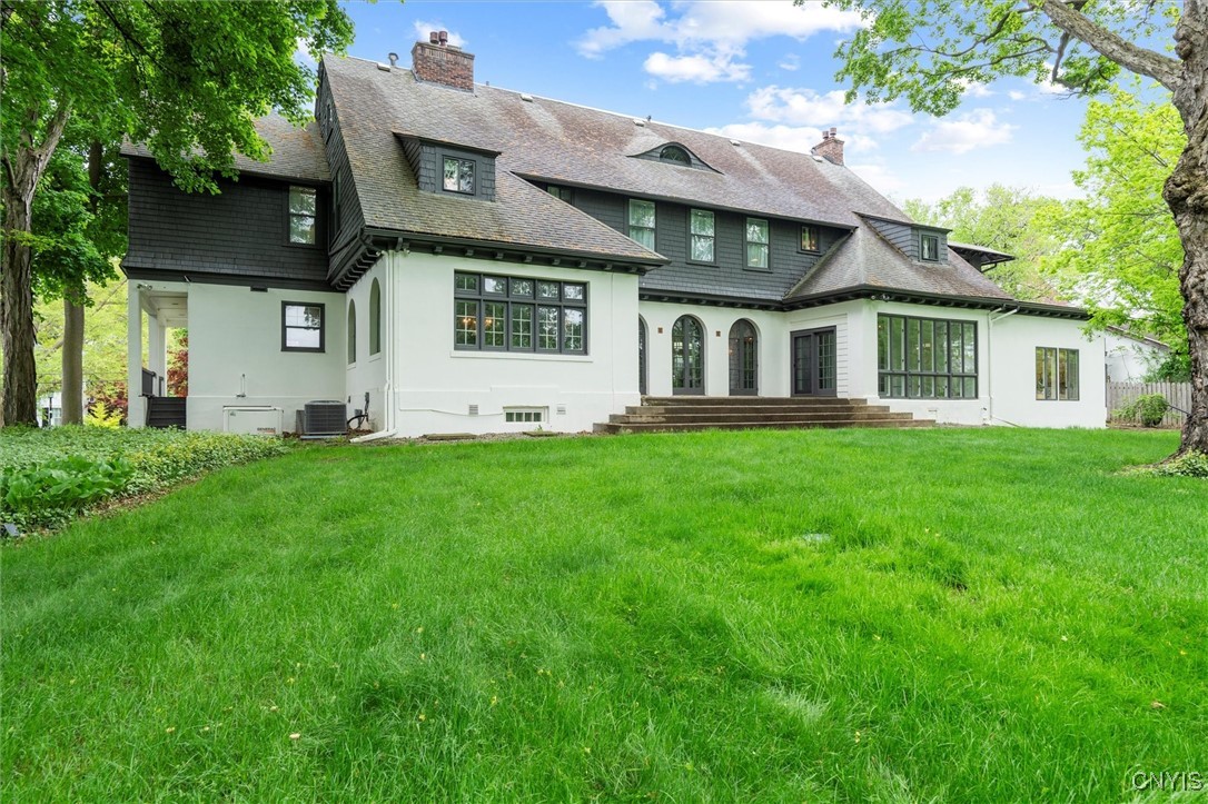 5 Brattle Road Syracuse, NY 13203 - Photo 10 of 50