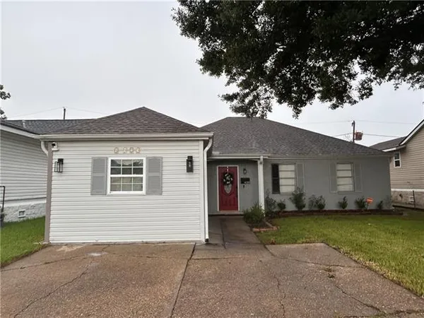 $2,100 | 4029 Chestnut Street, Marrero, LA 70072