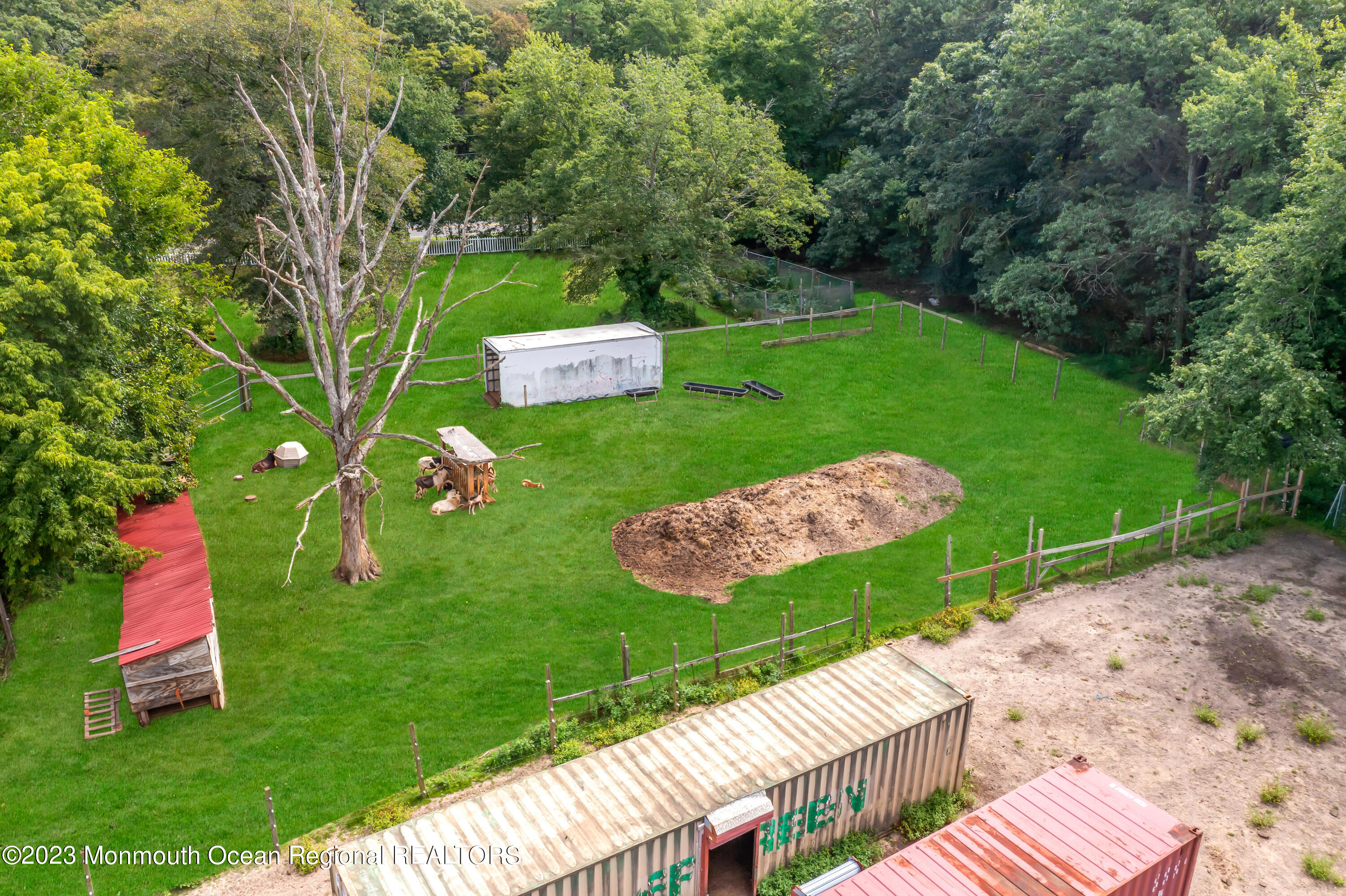 366 Oak Glen Road Howell, NJ 07731 - Photo 10 of 20 022_dji_0393-1