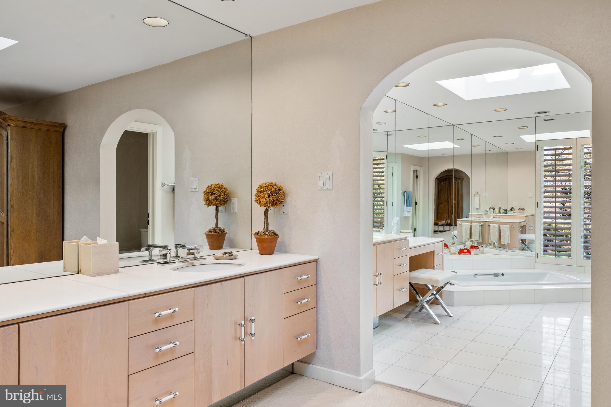 1215 Farview Road Villanova, PA 19085 - Photo 12 of 25