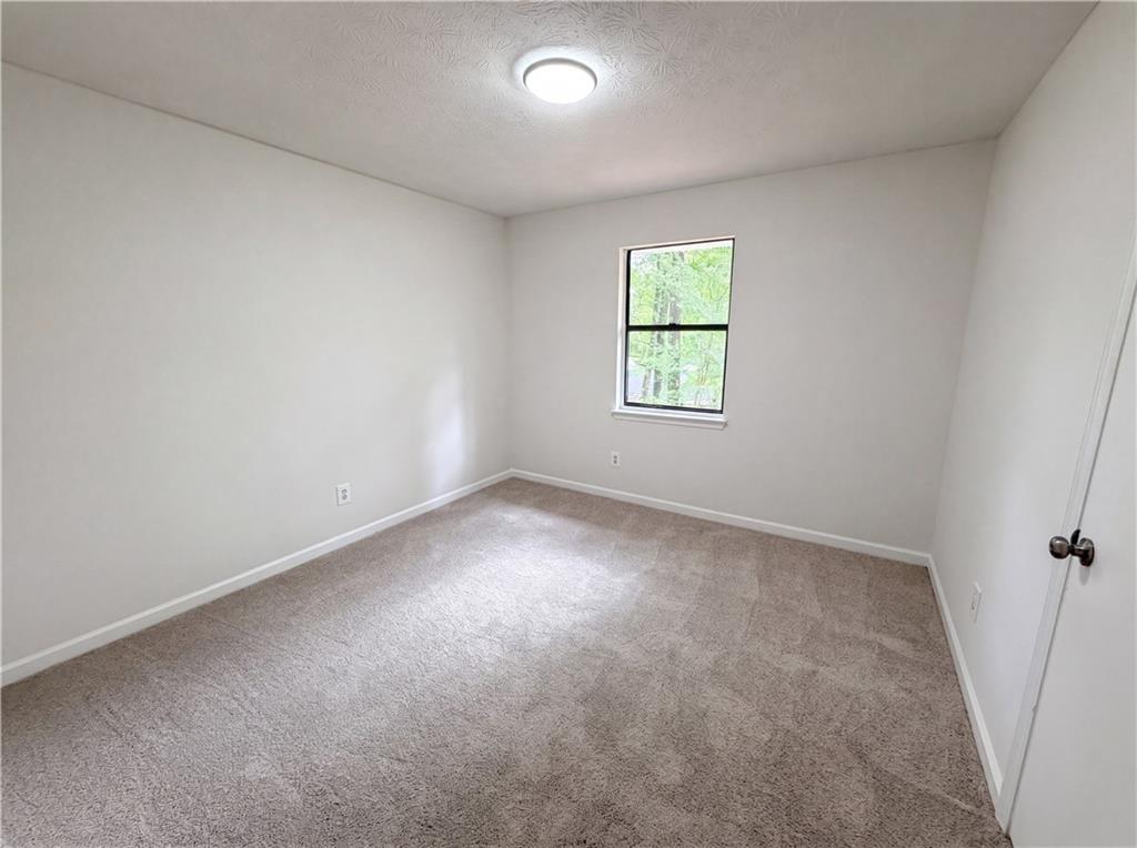 6369 Redan Square Lithonia, GA 30058 - Photo 11 of 25