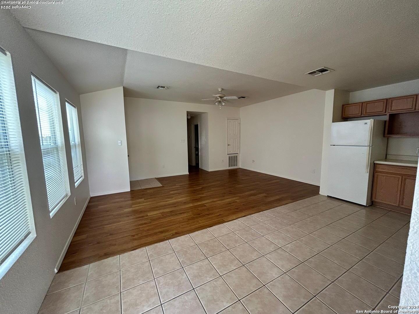 4409 Terra Summit Road San Antonio, TX 78233 - Photo 2 of 11