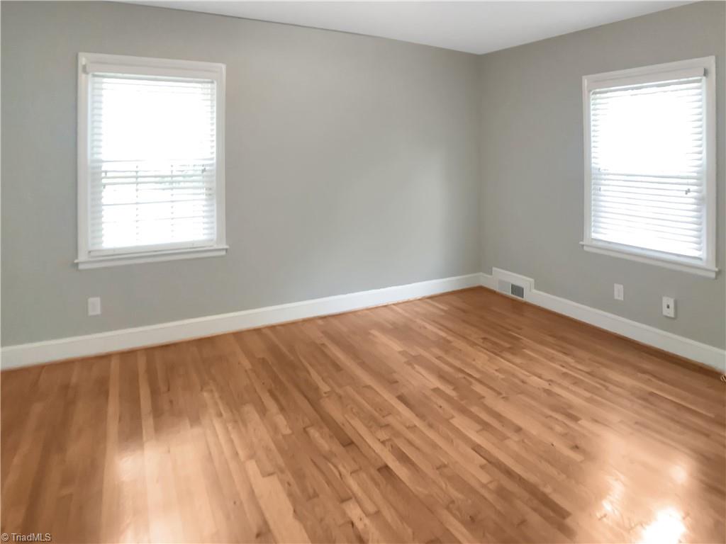 3041 Cambridge Road Winston-Salem, NC 27104 - Photo 12 of 23 Gallery Image 12