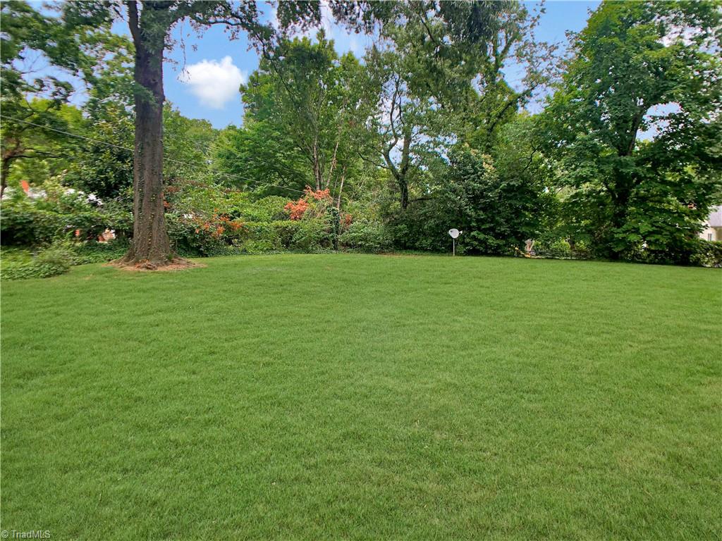 3041 Cambridge Road Winston-Salem, NC 27104 - Photo 17 of 23 Gallery Image 17