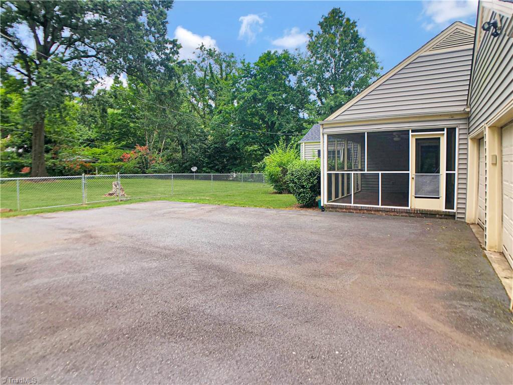 3041 Cambridge Road Winston-Salem, NC 27104 - Photo 20 of 23 Gallery Image 20