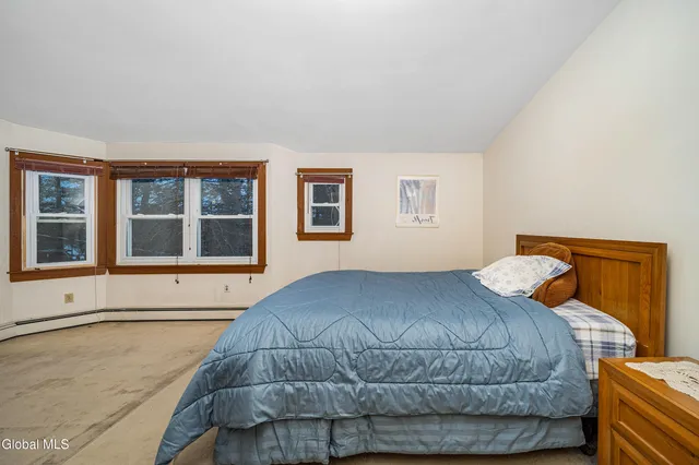 $369,000 | 8 Providence Street, Guilderland, NY 12203