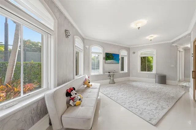 $21,900,000 | 680 Golden Beach Drive, Golden Beach, FL 33160