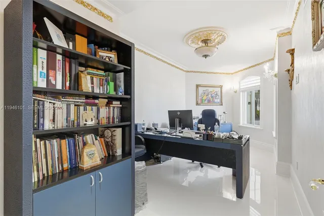 $21,900,000 | 680 Golden Beach Drive, Golden Beach, FL 33160