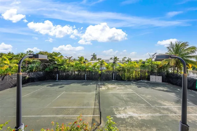 $21,900,000 | 680 Golden Beach Drive, Golden Beach, FL 33160