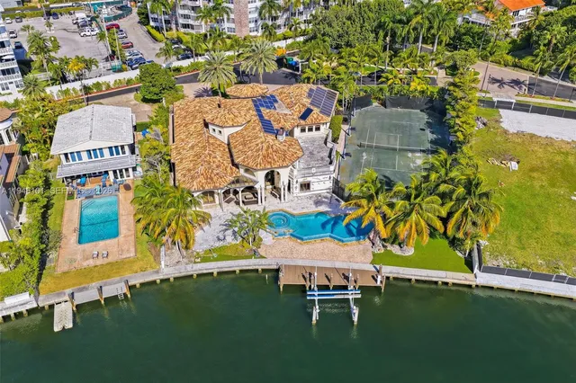$21,900,000 | 680 Golden Beach Drive, Golden Beach, FL 33160