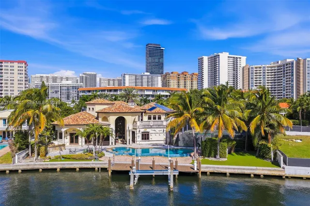 $21,900,000 | 680 Golden Beach Drive, Golden Beach, FL 33160