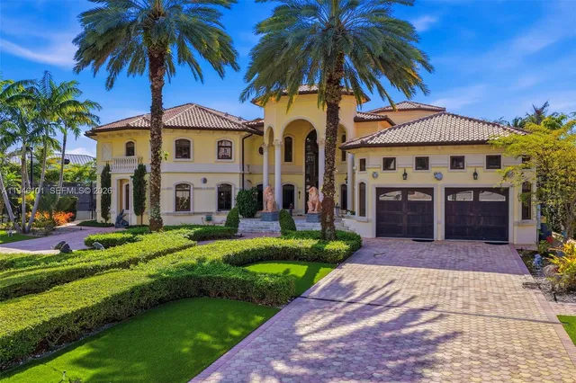 $21,900,000 | 680 Golden Beach Drive, Golden Beach, FL 33160