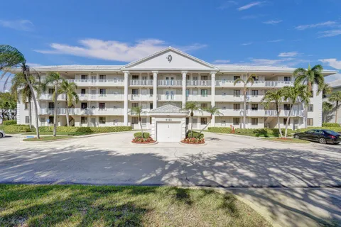 $299,000 | 6193 Balboa Circle, Unit 201, Boca Raton, FL 33433