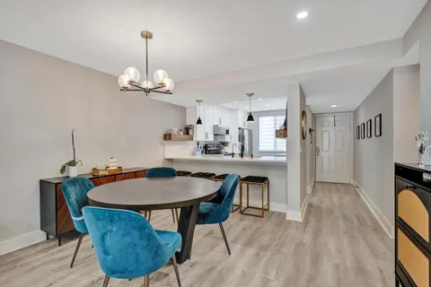 $299,000 | 6193 Balboa Circle, Unit 201, Boca Raton, FL 33433