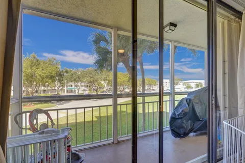 $299,000 | 6193 Balboa Circle, Unit 201, Boca Raton, FL 33433