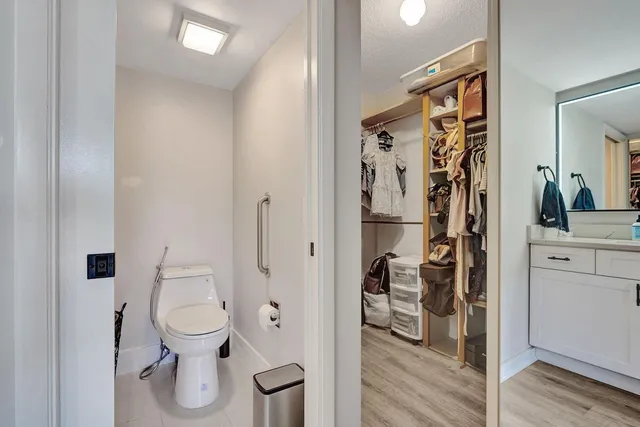 $299,000 | 6193 Balboa Circle, Unit 201, Boca Raton, FL 33433