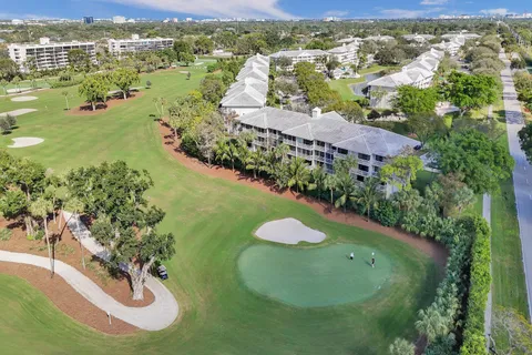 $299,000 | 6193 Balboa Circle, Unit 201, Boca Raton, FL 33433