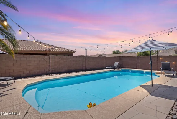 $575,000 | 267 South 169th Drive, Goodyear, AZ 85338