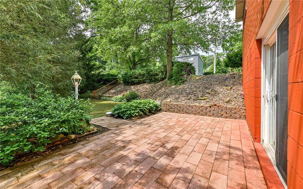 20 Gordon Street McKees Rocks, PA 15136 - Photo 24 of 25 a view of backyard with green space