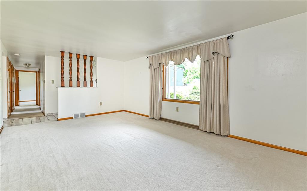 20 Gordon Street McKees Rocks, PA 15136 - Photo 6 of 25 a view of an empty room with a window