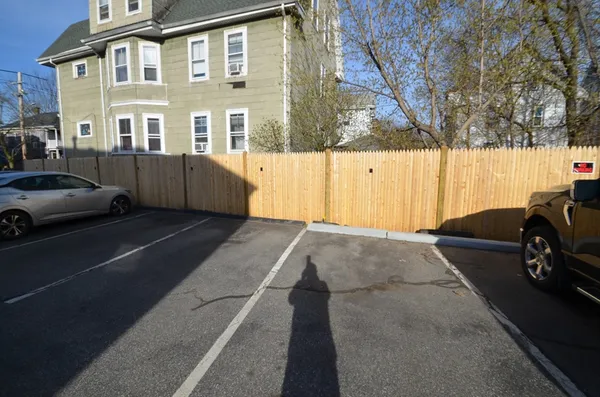 $2,900 | 99 West Wyoming Avenue, Unit 5, Melrose, MA 02176