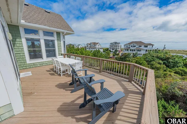 $1,299,000 | 25240 Island Pines Drive, Waves, NC 27982