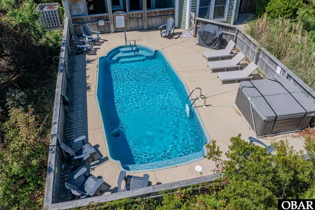 $1,299,000 | 25240 Island Pines Drive, Waves, NC 27982