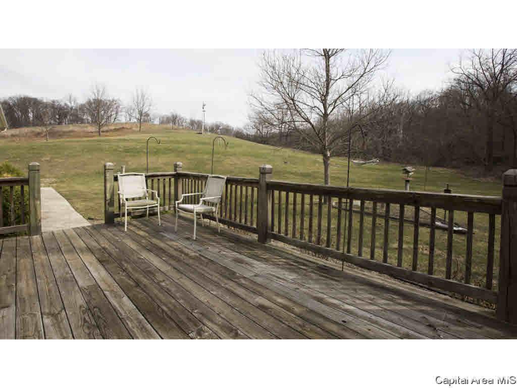 27640 240th Street Barry, IL 62312 - Photo 4 of 36 Gallery Image 4