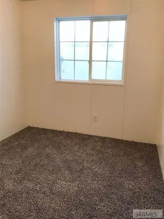 $75,000 | 155 Hillcrest Avenue, American Falls, ID 83211