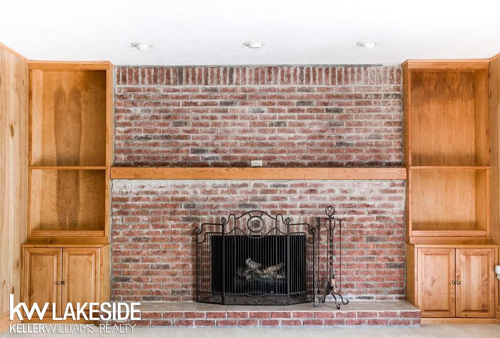 1340 East Fairview Lane Rochester, MI 48306 - Photo 16 of 75 31385903-15.JPG