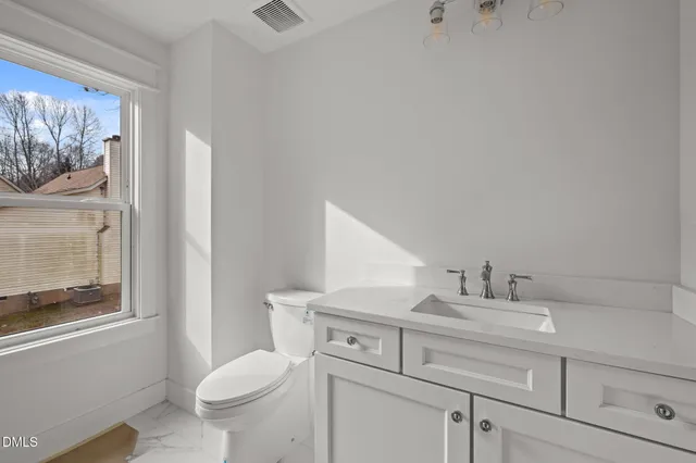 $899,000 | 2310 Hardwood Drive, Hillsborough, NC 27278