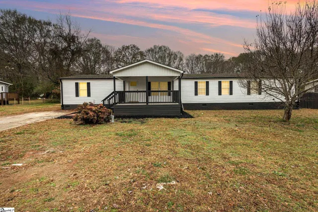 $325,000 | 1635 Anderson Ridge Road, Simpsonville, SC 29681