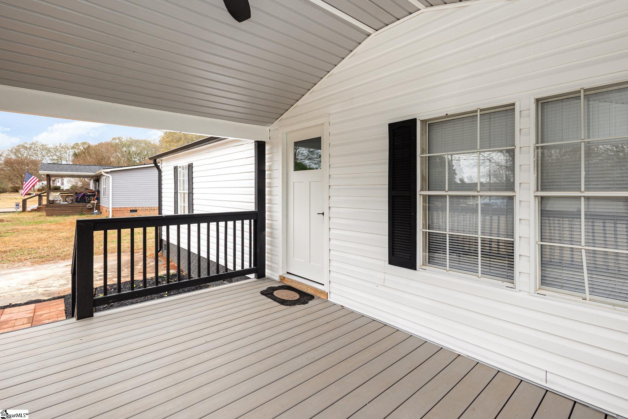 1635 Anderson Ridge Road Simpsonville, SC 29681 - Photo 5 of 23