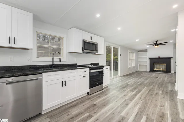 $325,000 | 1635 Anderson Ridge Road, Simpsonville, SC 29681