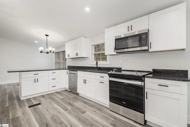 $325,000 | 1635 Anderson Ridge Road, Simpsonville, SC 29681